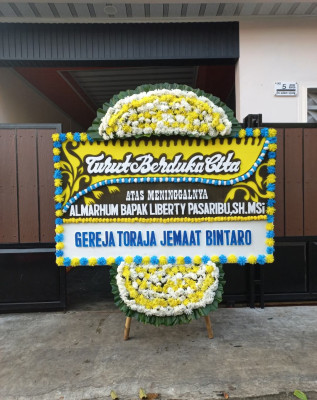 Papan Bunga Duka di Nuku